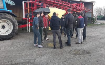 MFR-CFA Chemillé : Séance de cours à la CUMA